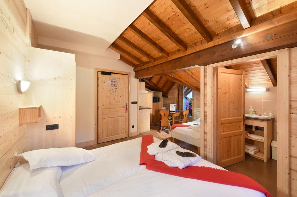 Loc'Hotel Alpen Sports Les Gets Eksteriør bilde